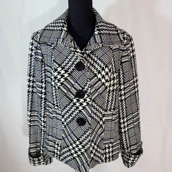 Chicos Blazer Size 1 - Picture 1 of 2